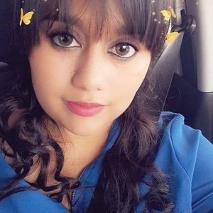 Meet your Posher, Yolanda